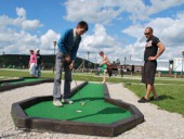 Мини-гольф