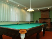 Бильярдная в четырёхместном коттедже