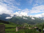 Живописный вид открывается из села Бейни