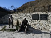 Памятник абреку Зелимхану Харачойскому