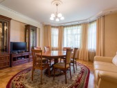 Гостиная в коттедже