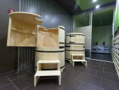 Кедровые бочки на территории Сауны