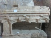 Саркофаг, в котором был похоронен святой Николай