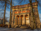 Фасад Дацана Гунзэчойнэй