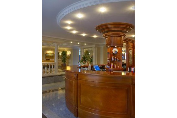 Фотография Отель «Петро Палас Отель» 0