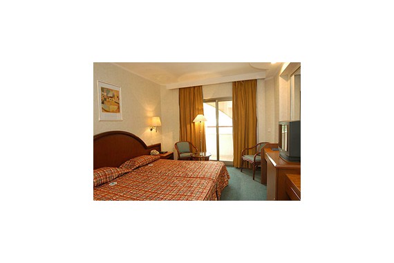 Фотография Курортный комплекс «Надежда. Spa & Морской рай» 1