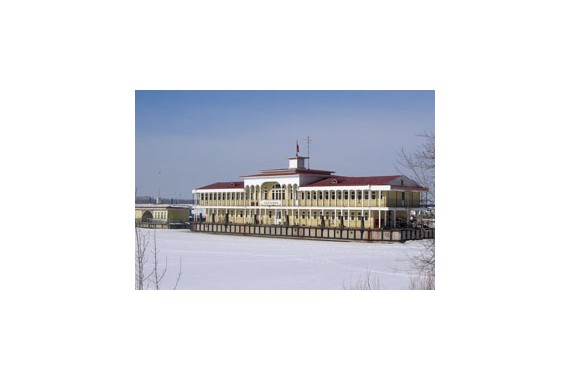 Фотография Плавучая гостиница «Берегиня» 0