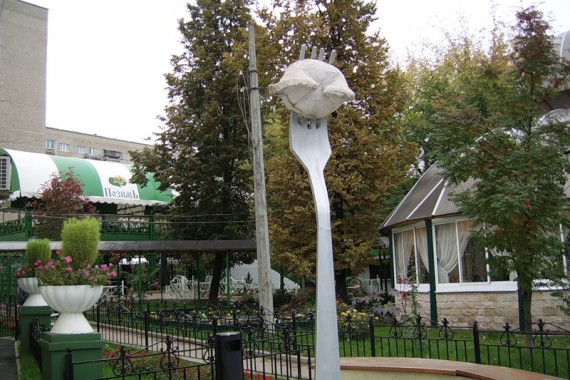 Фотография Памятник удмуртскому пельменю 0