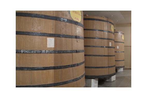 Фотография Кизлярский коньячный завод 2