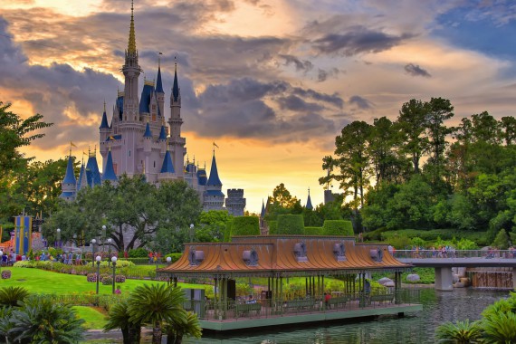 Фотография Парк «Волшебное королевство» 0