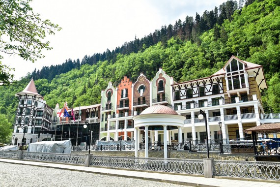 Фотография Crowne Plaza Borjomi 0