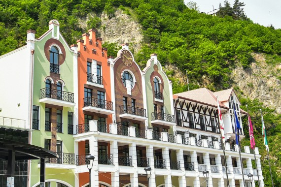 Фотография Crowne Plaza Borjomi 1