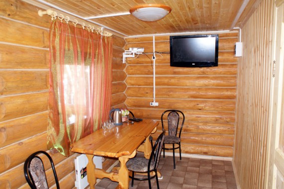 Фотография Рыболовно-охотничья база «Ухра» 1