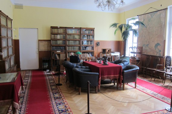 Фотография Му­зей «Ка­би­нет и квар­ти­ра В.И. Ле­ни­на в Крем­ле» 0