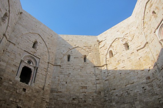 Фотография Замок Кастель-дель-Монте 2