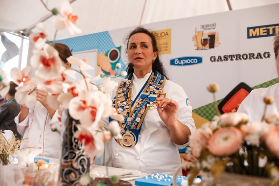 Фотография Городской пикник «Пир на Волге» 2016 20