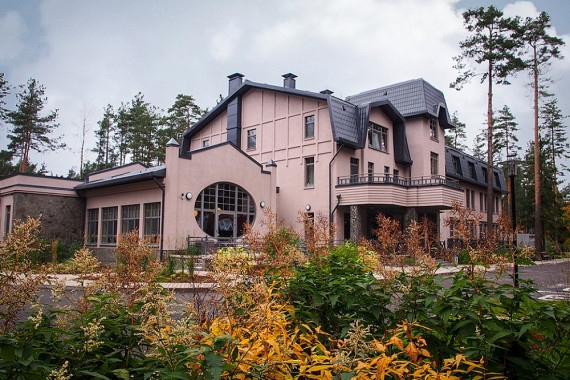 Фотография Пансионат «Спутник в Комарово» 1