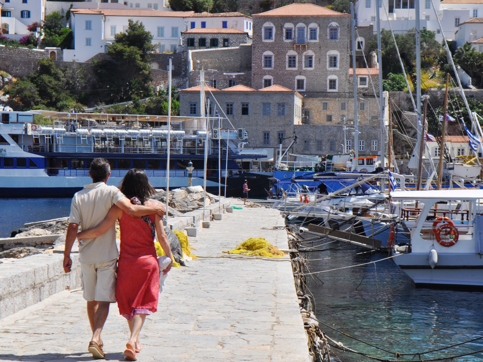  Константин Исааков