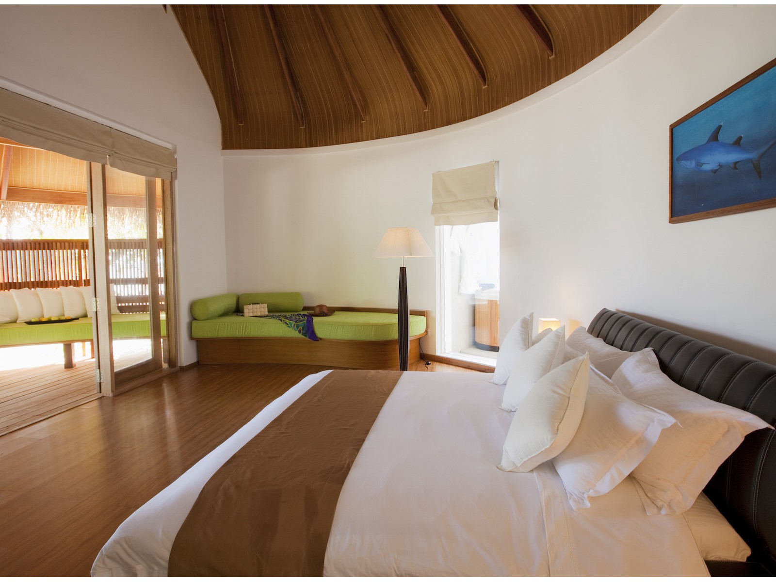 Superior Beach Villas with Jacuzzi – Пляжная вилла с джакузи 