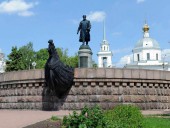 Памятник Афанасию Никитину в Твери
